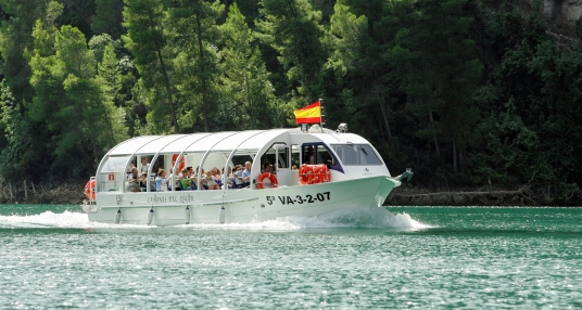 viaje foto Cofrentes Crucero Fluvial y Apícola 2024