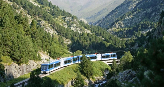 viaje foto Los Pirineos entre Tres Naciones 2025