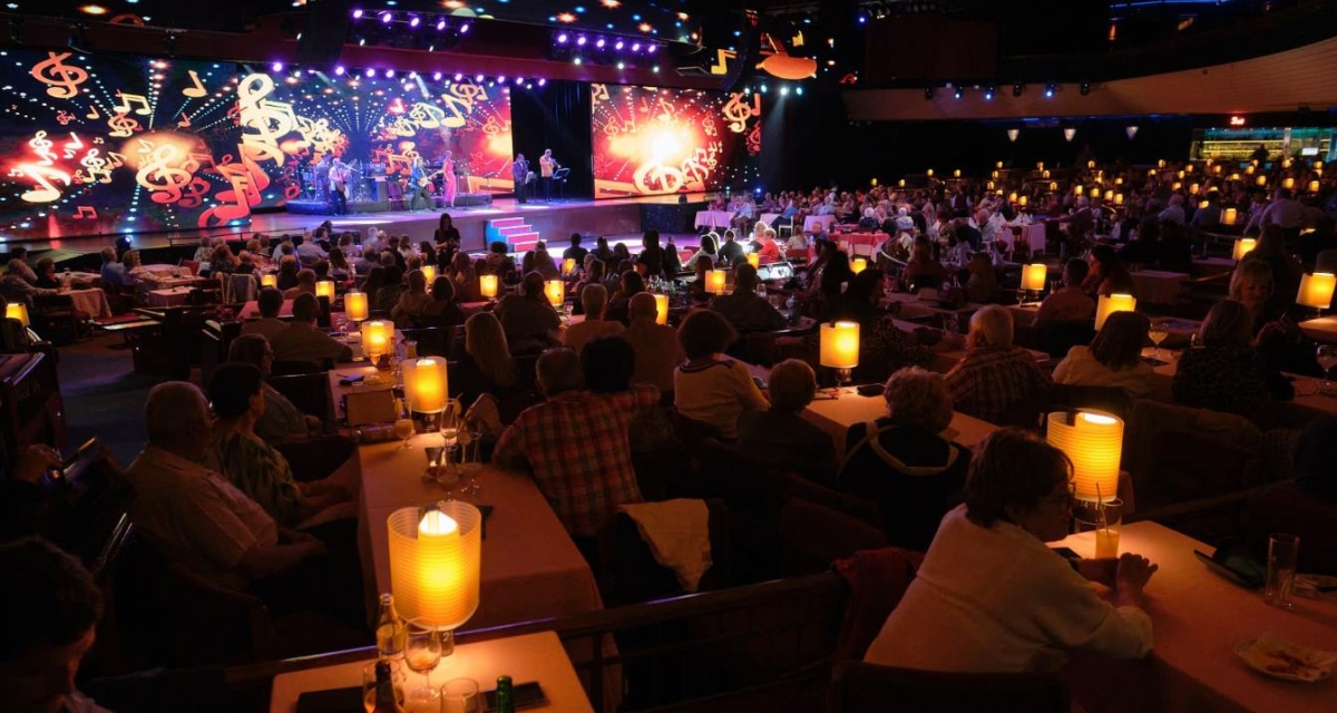 viaje foto Espectáculo con cena en Benidorm Palace 2025 I